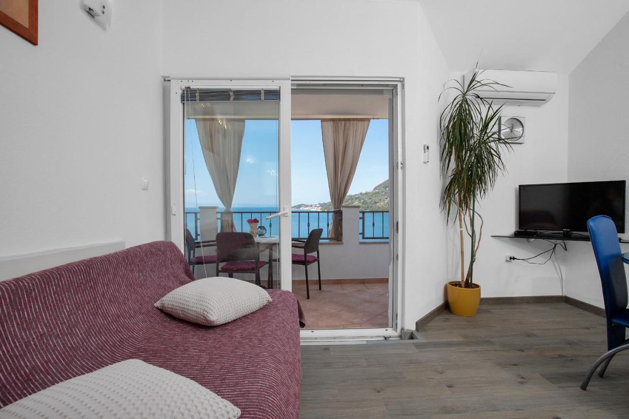 Apartments By The Sea Drasnice, Makarska - 2581 Exterior photo