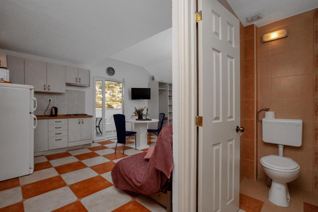 Apartments By The Sea Drasnice, Makarska - 2581 Exterior photo