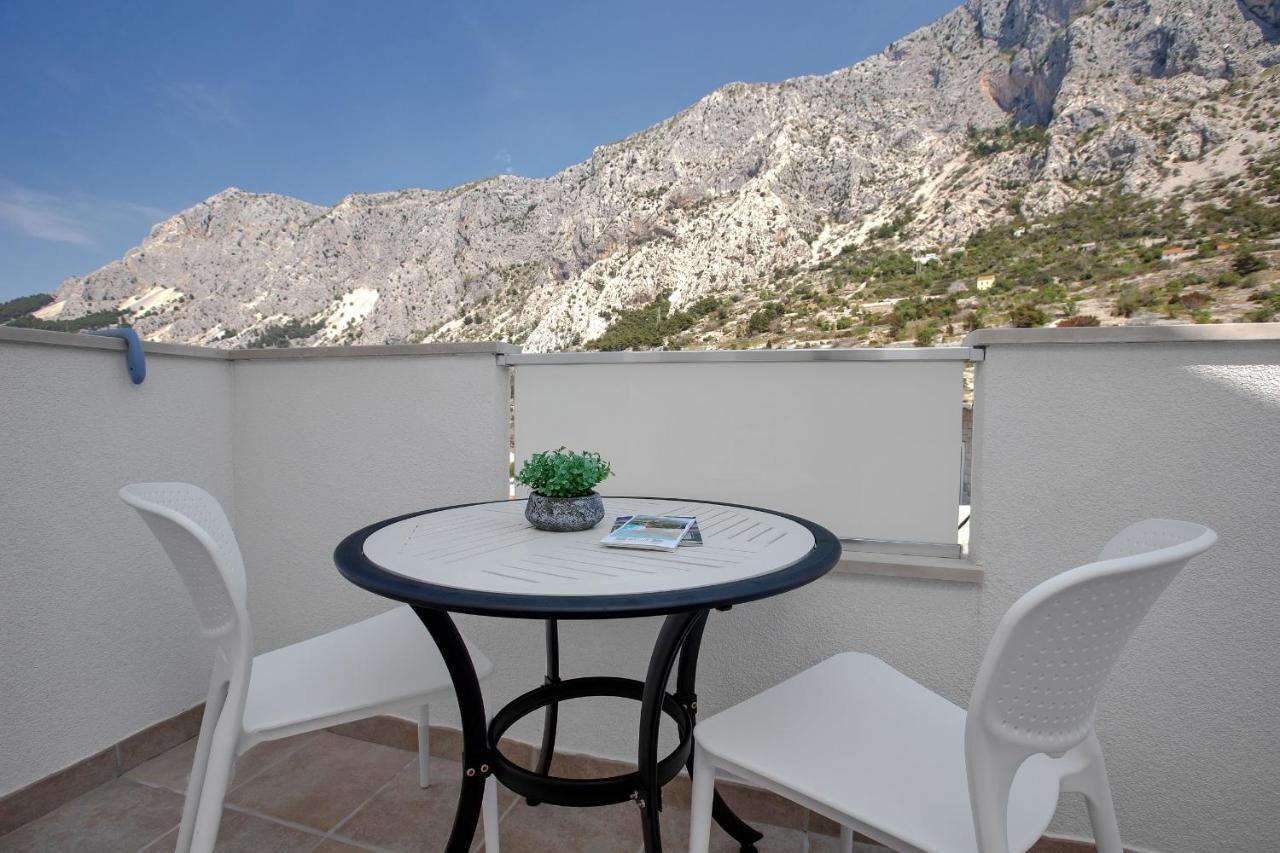 Apartments By The Sea Drasnice, Makarska - 2581 Exterior photo